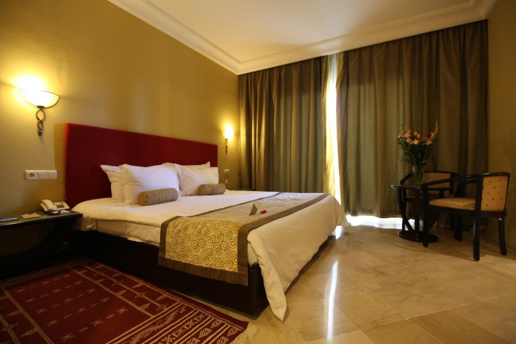 Ramada Plaza by Wyndham Tunis Hotel Gammarth Bagian luar foto